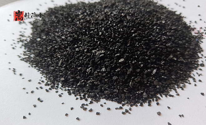 ����̿�ĵ�ֵӰ푃r(ji��)��|ˮ̎������̿�V�ϣ��������ߵ�ֵҬ������ˮ���ԁ�ˮ�������U��̎�����������̿��(sh��)�ĈD